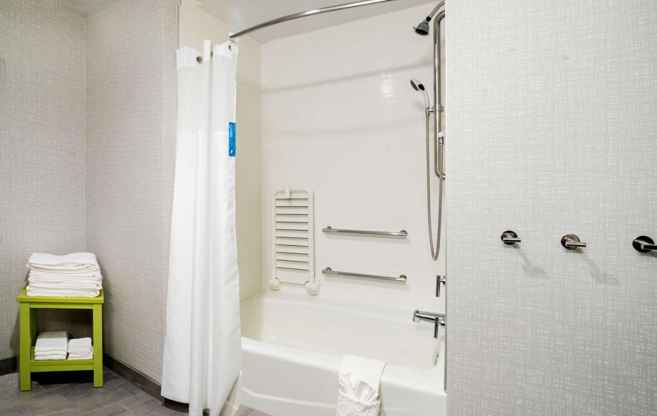 Hampton Inn Riverside March Air Force Base, Ca エクステリア 写真